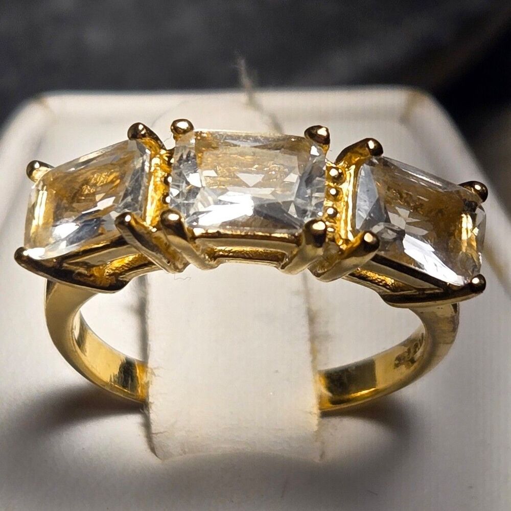 Three Stone Gold Vintage Sterling Silver Sz 7